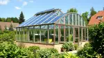 Solargewächshaus für ganzjähriges Gärtnern