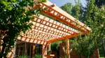 Terrassenüberdachung aus Holz