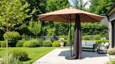 Sonnenschirm mit Schutzhülle